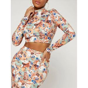 NWOT Paisley Print Mock Neck Crop Top